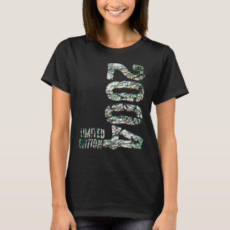 18th Birthday Boys Girls 18 Years Bday   Year 2004 T-Shirt