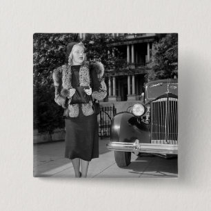 1930s Women's Fashion 2 Inch Square Button