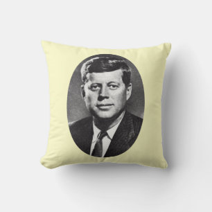1963 In Memoriam, President Kennedy Throw Pillow