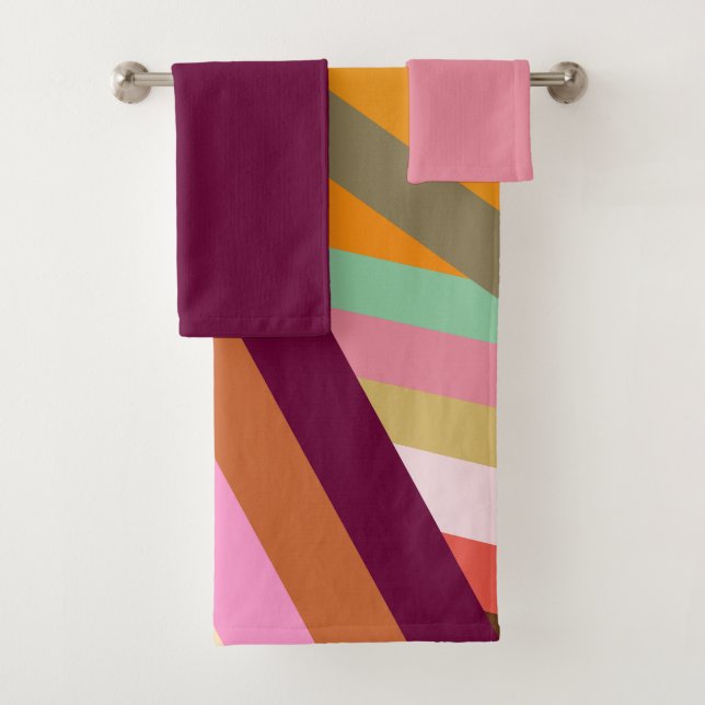 1970s Peaks  Bath Towel Set (Insitu)