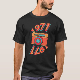 1971 70's Camera Retro Era Vintage Generation Seve T-Shirt