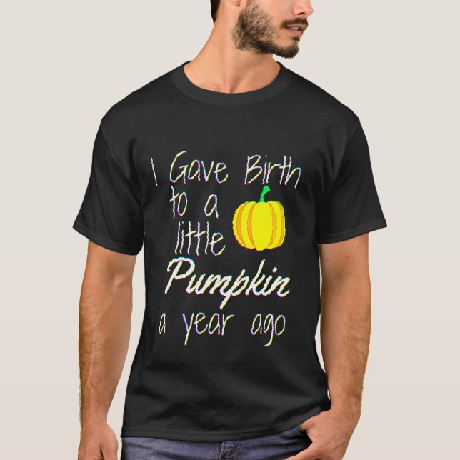 1 Year Old Birthday Halloween Pumpkin Mom Gift 1st T-Shirt (Front)
