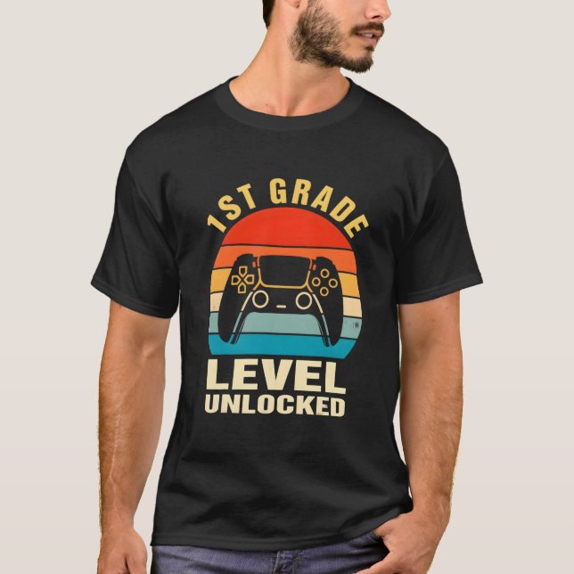 1St Grade Level Unlocked Gamer First Day Of School T-Shirt (Front)