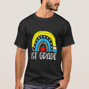 1st Grade Rainbow Kids Teachers Field Day 2022 Bac T-Shirt