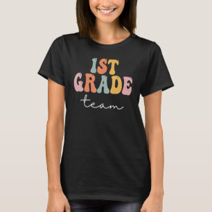 1st Grade Team Retro Groovy Women Happy First Day T-Shirt