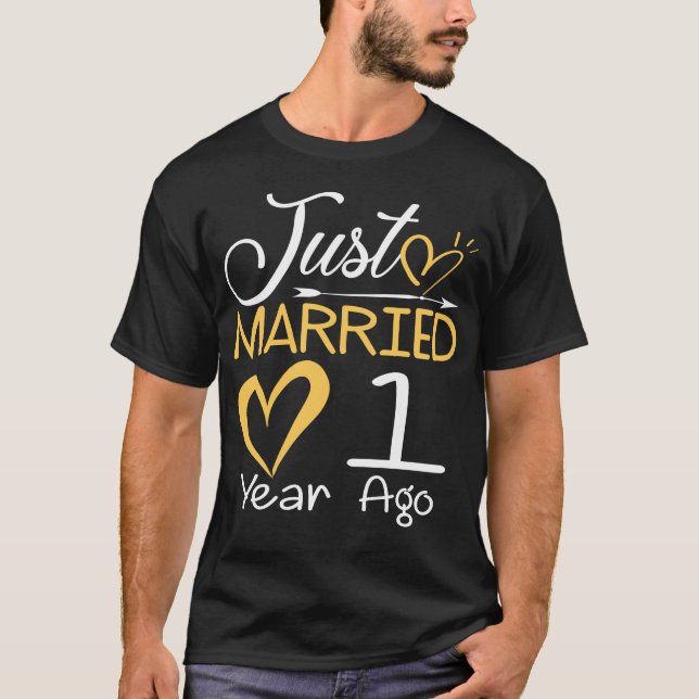 1st Wedding Anniversary Just Married 1 Years T-Shirt (Front)