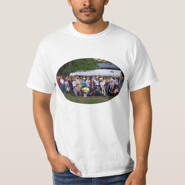 2008 Group Picture T-Shirt (Front)