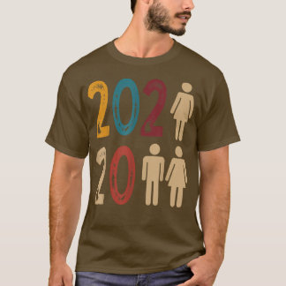 2022 Mr Mrs Wife Husband Married Wedding Hubby Mat T-Shirt