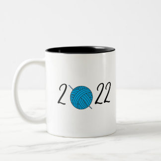 2022 yarn coffee mug