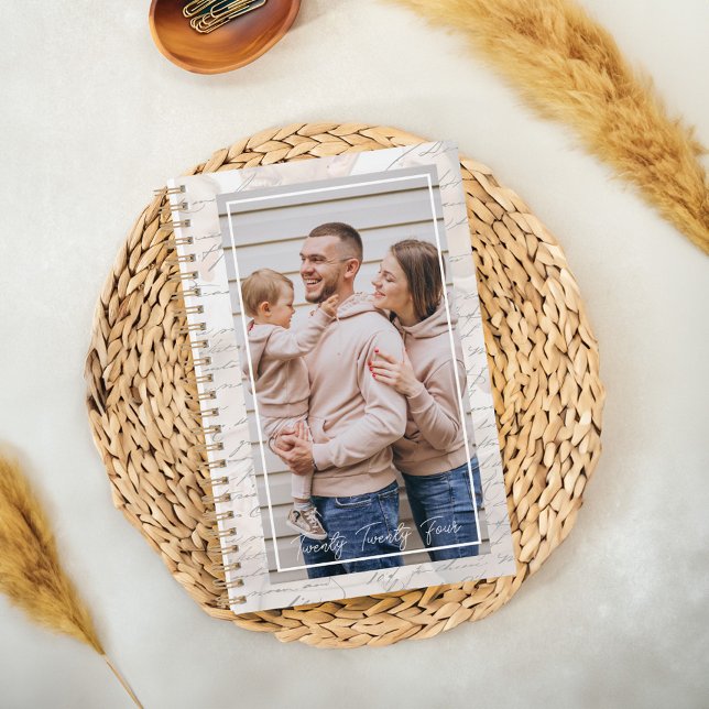 2024 Personalized Family Photo Memory  Planner (2024 Personalized Family Photo Memory Planner)