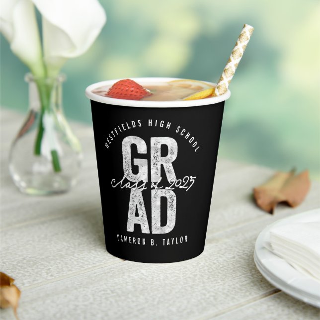 2025 Bold GRAD Silver Foil Modern Graduation Party Paper Cups (Insitu)
