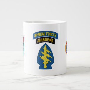 20ème TASSE d'ÉLÉPHANT de GROUPE de FORCES