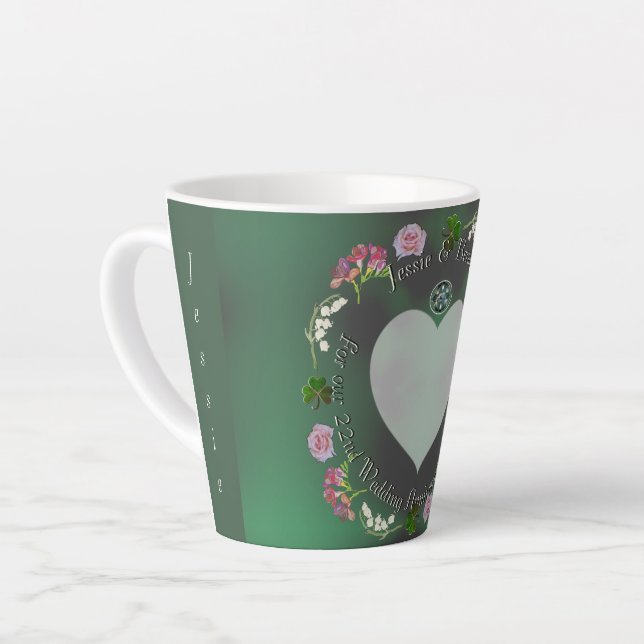 22e Mug à l'anniversaire du Mariage floral (Angle gauche)