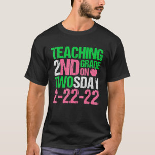 22Nd February 2022 Twosday 22222 Funny Aka Math Te T-Shirt