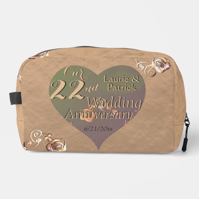 22nd Wedding Anniversary Heart Rose Dopp Kit (Front)