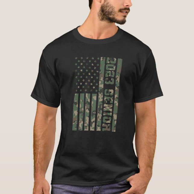 23 Senior 2023 Graduate Graduation American Flag C T-Shirt (Front)