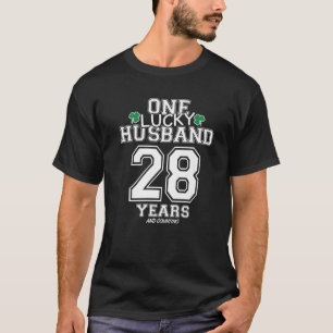 28 Years Lucky Husband Funny St Patrick's Day Anni T-Shirt