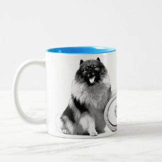 2 Couleurs 11 onces. Tasse de deux tons avec le Keeshond pour