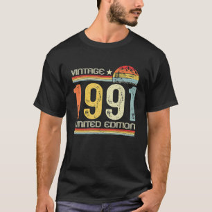 32th B Day Gifts Vintage 1991 Limited Edition 32 T-Shirt