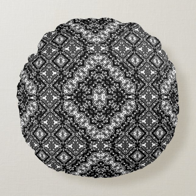 39 ROUND PILLOW (Front)
