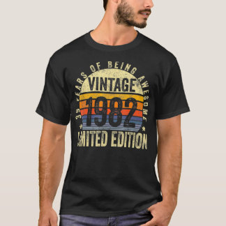 39 Year Old Gifts Vintage 1982 Limited Edition 39t T-Shirt