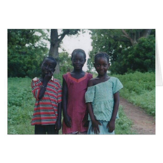 3 enfants de village de la Gambie (Devant horizontal)