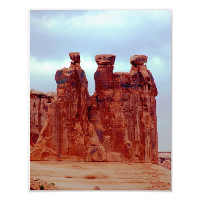 3 Gossips Photo Print (Front)