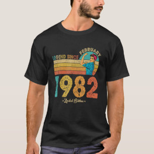 40th Birthday February 1982 Legend Since 1982 40 Y T-Shirt