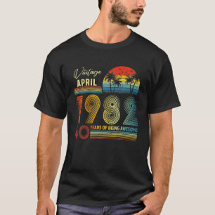 40Th Birthday Vintage April 1982 40 Years Old Gift T-Shirt