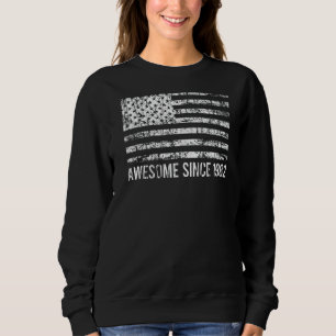 40th Birthday Vintage Usa Flag Awesome Since 1982 Sweatshirt