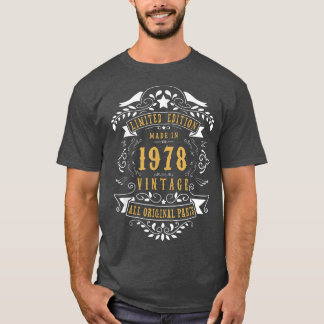 44 Years Old 44th Birthday Made Born in 1978 Men W T-Shirt
