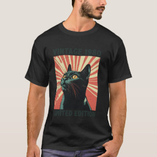 45 Years Old Gift Vintage 1980 Cat Lover 45th Birt T-Shirt