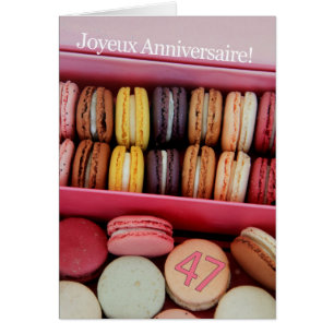 47 macarons dans box.jpg