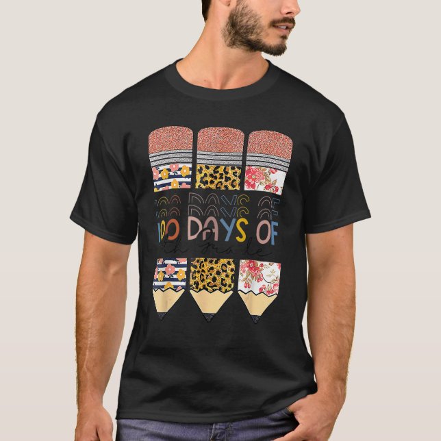 4th Grade Teacher 100th Day Of School Funny Leopar T-Shirt (Front)