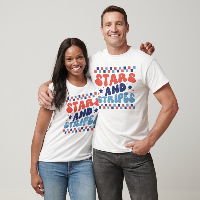 4TH JULY STARS & STRIPES GROOVY TYPOGRAPHY T-Shirt (Unisex)