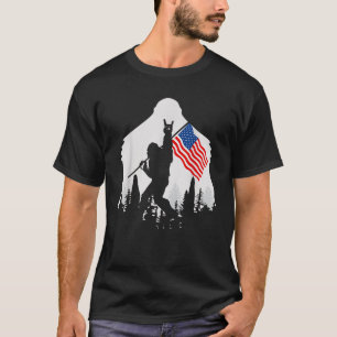 4th of July Bigfoot Sasquatch USA American Flag T-Shirt