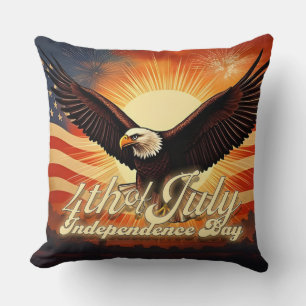 4th of July – Majestic Eagle & Fireworks Tribute🦅 Throw Pillow