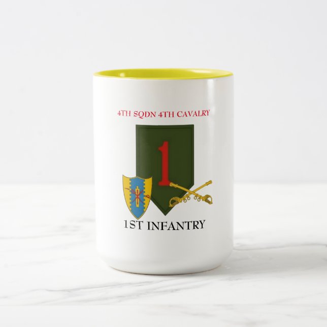 4TH SQUADRON 4TH CAVALRY 1ST INFANTRY MUG (Center)