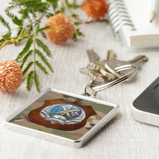 [500] SOWT Emblem Keychain (Side)