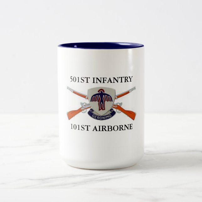 501ST TASSE AÉROPORTÉE d'INFANTERIE 101ST (Centre)