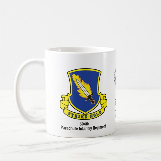 504e mug du régiment d'infanterie de parachute (Gauche)