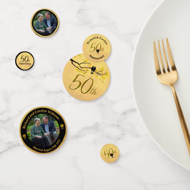 50e anniversaire Lovebirds Modèle photo Confetti (Groupe)
