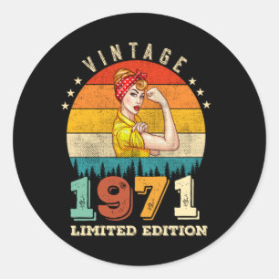 54 Year Old Bday 1971 Vintage 54th Birthday Women Classic Round Sticker