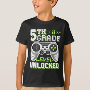 5th Grade Level Unlocked Video Game Byck To School T-Shirt