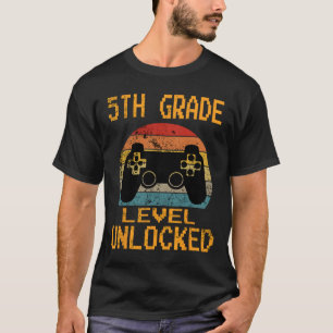 5th Grade Level Unlocked Video Gamer Back To Schoo T-Shirt