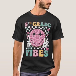 5Th Grade Vibes Groovy Back To School Fifth Grade T-Shirt