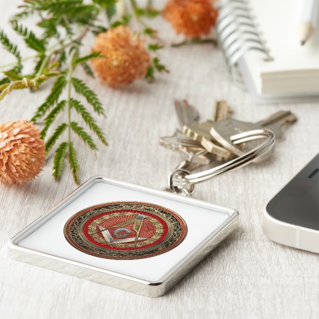 [600] Master Mason - Gold Square & Compasses Keychain (Side)