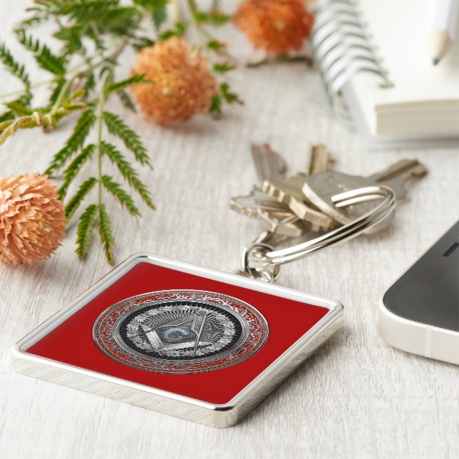 [600] Master Mason - Silver Square & Compasses Keychain (Side)