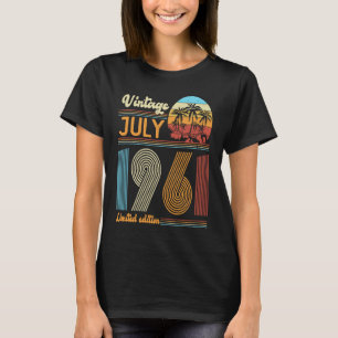 62 Years Old Birthday Vintage July 1961 Women Men T-Shirt