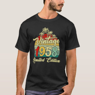 64 Years Old Vintage 1958 64Th Birthday Party Men T-Shirt